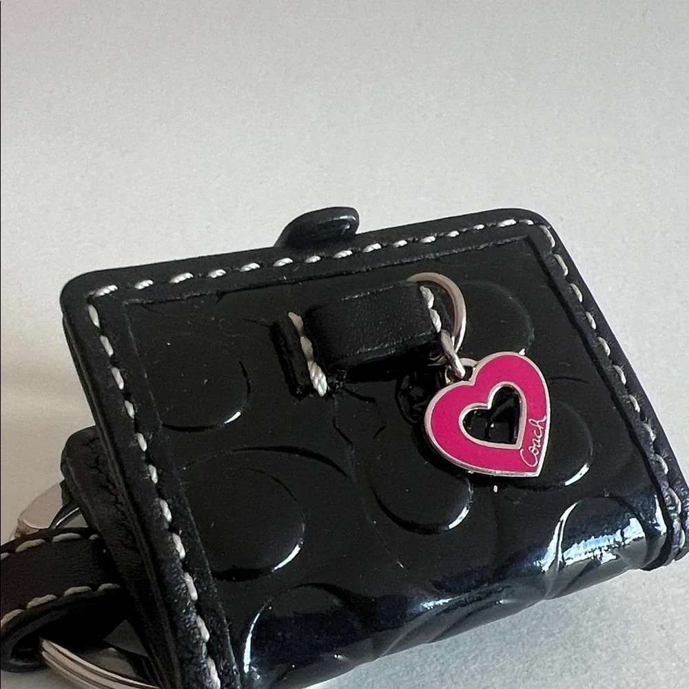 Vintage Coach Picture Frame Bag Charm-Black Key Holder with Pink Heart Accent - Picture 14 of 16